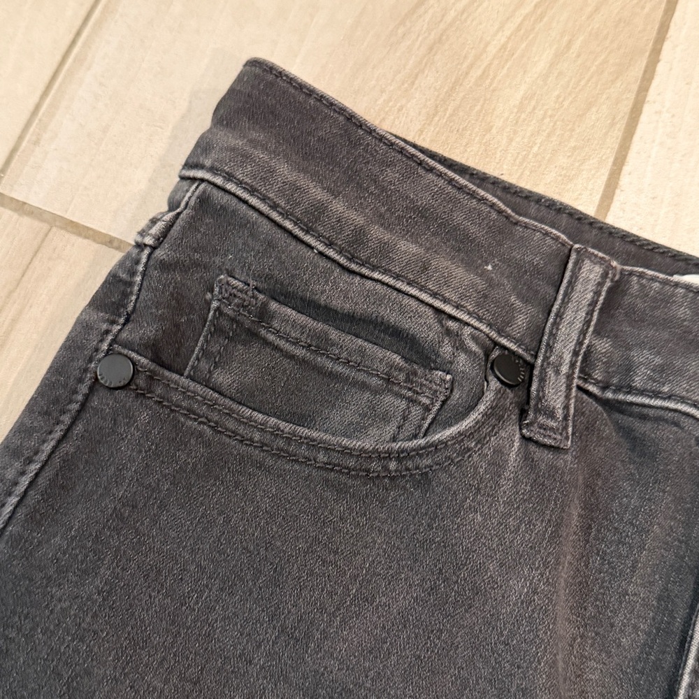 ABERCROMBIE & FITCH High Rise Super Skinny Jeans, Gray Wash, Size 2R - Picture 7 of 11